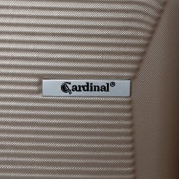 detail Cardinal Logo βαλίτσα σαμπανί